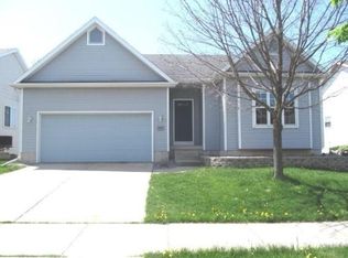 6913 Mill Bluff Dr, Madison, WI 53718