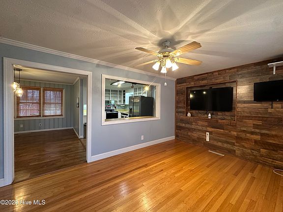 2nd image of 107 Rhonda Drive