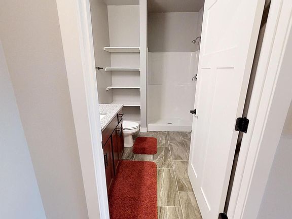 4th image of 1601 Hoel Ave #110