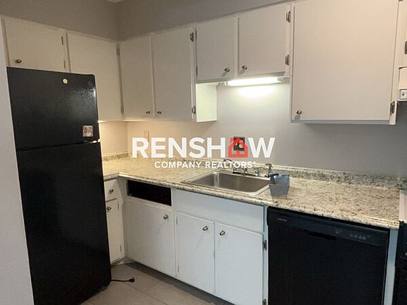 5th image of 3981 Grahamdale Cir