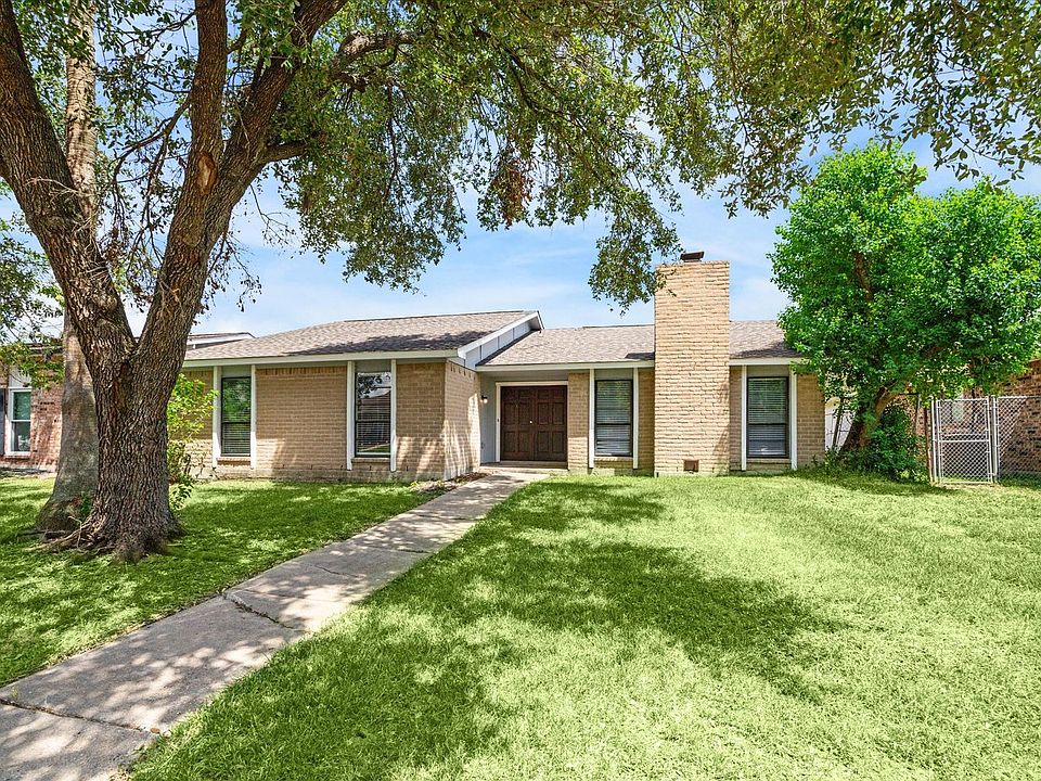 1st image of 14411 Merry Meadow Dr