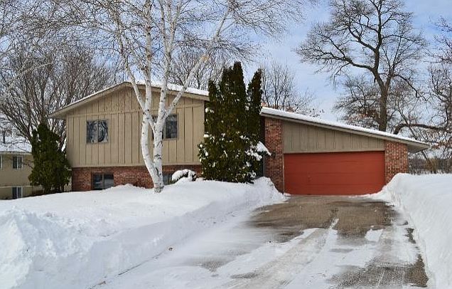1st image of 1387 Lakeside Dr