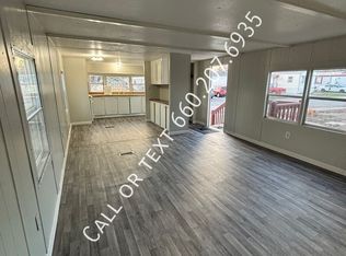 913 N Taylorville Blvd #20, Taylorville, IL 62568