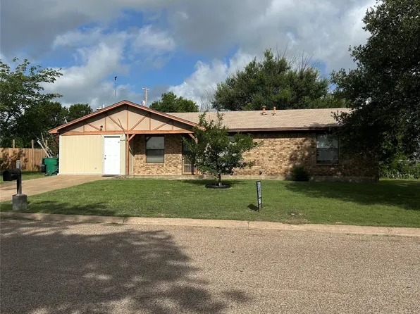 508 S Williams St, Hamilton, TX 76531