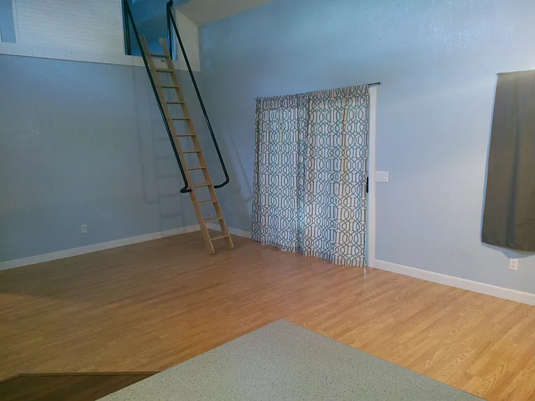 7950 Canyon Dr — Photo 5