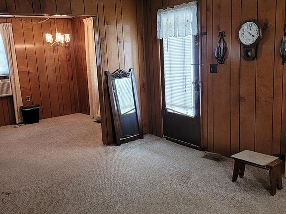 3rd image of 1112 W Bergin Ave