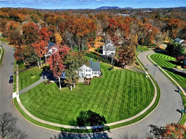 30 Winding Trail, Cheshire, CT 06410