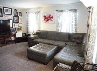 2545 Silver Creek Dr, Franklin Park, IL