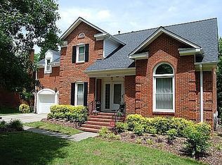 9321 Silver Pine Dr, Charlotte, NC 28277