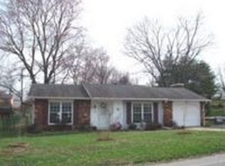 6533 Heritage Dr, Newburgh, IN 47630