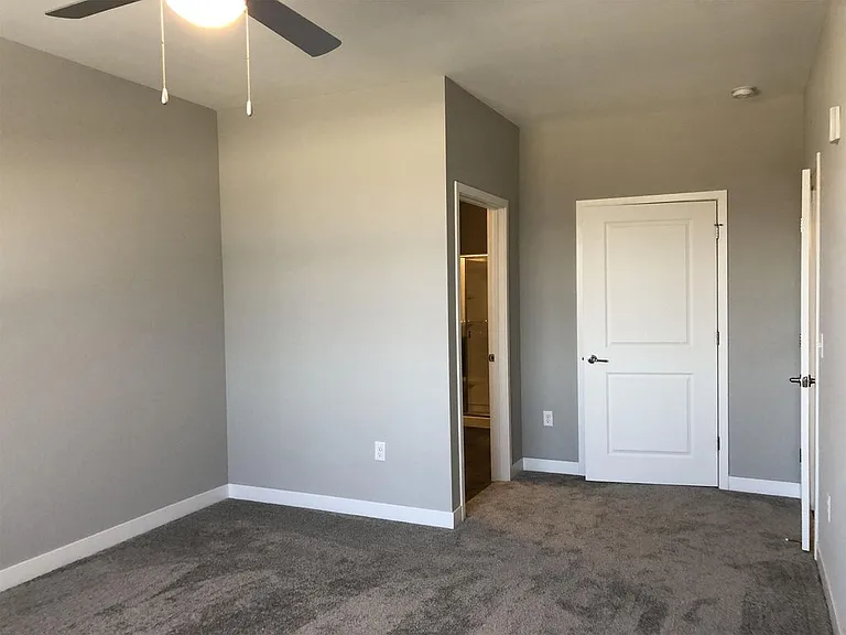 1673 McCleary Ln — Photo 5
