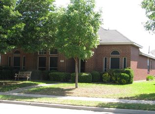 1000 Meadow Park Dr, Allen, TX 75002