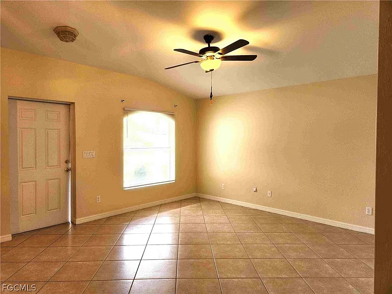 2120 Snead Dr — Photo 18