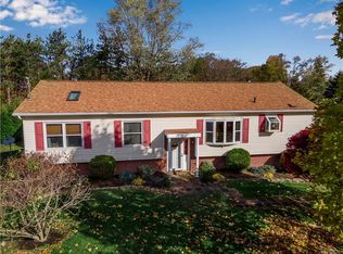 489 Chestnut St, Fredonia, NY 14063