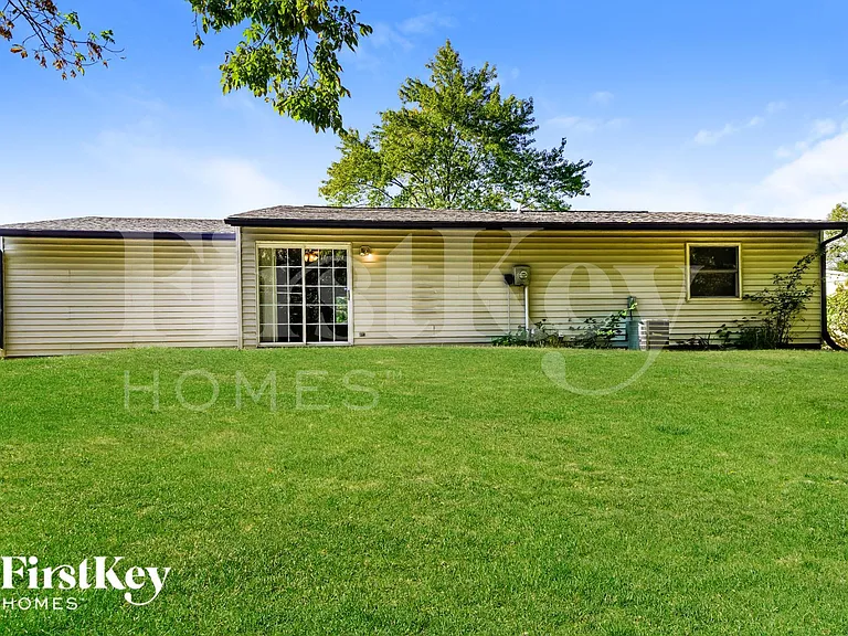 8631 Pleasant Creek Ct — Photo 15