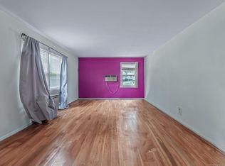 71-23 252nd St #190A, Bellerose, NY 11426