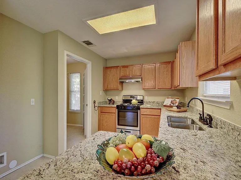 Stainless steel range and vent
