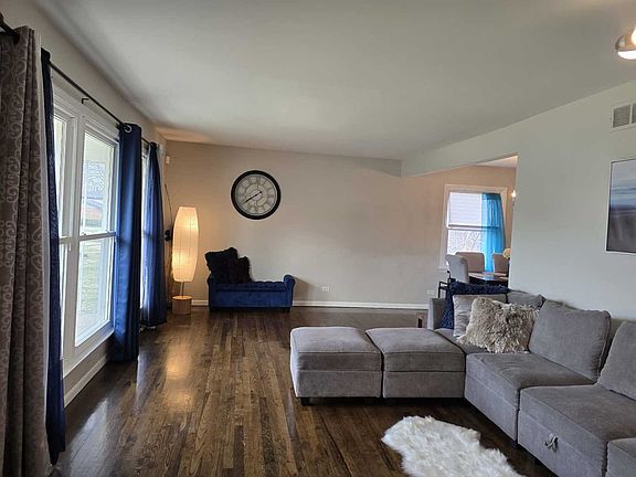 4th image of 3006 Buttonwood Walk
