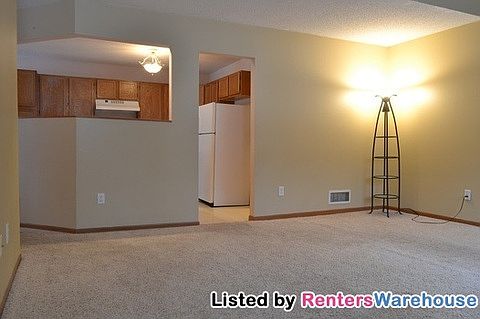 2nd image of 1862 Burnsville Pkwy W