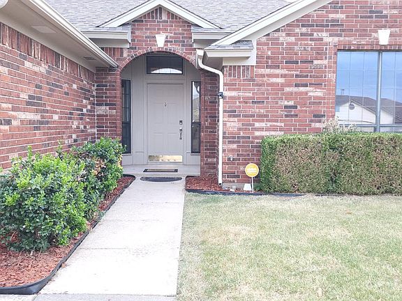 3rd image of 3221 Bishop Rock Pl