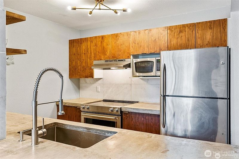 2nd image of 15415 W 35th Avenue W #A306