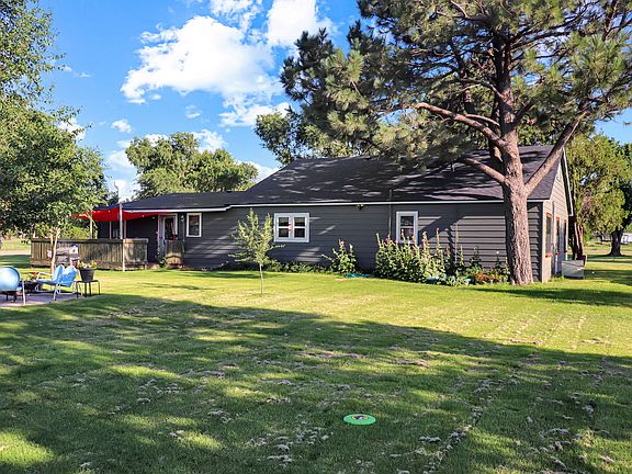 4th image of 105 Matador Dr