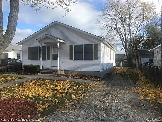 1st image of 2632 17th Ave