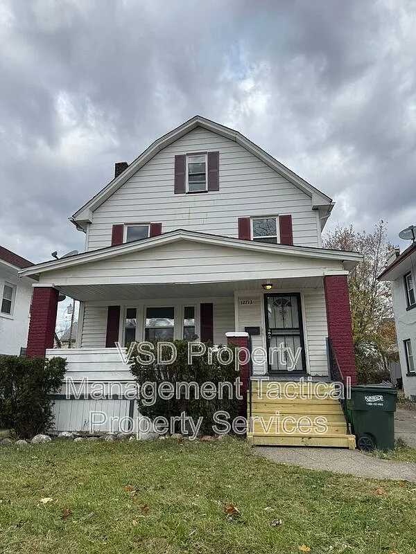12713 Rexwood Ave photo 1