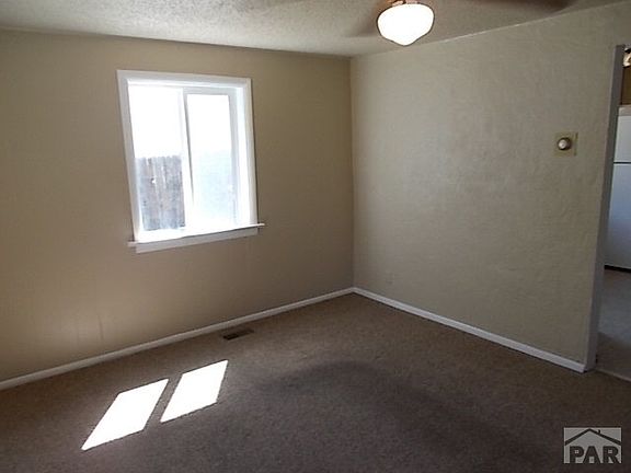 5th image of 518 Collins Ave