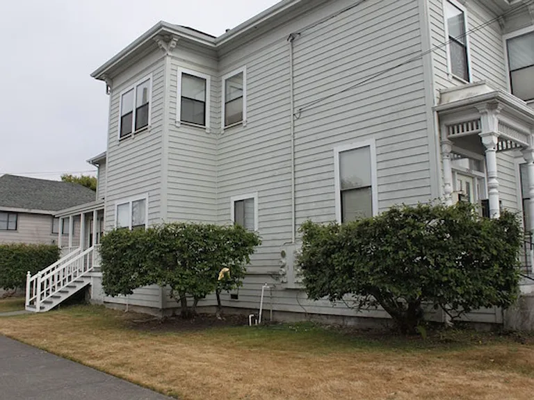 1303 I St — Photo 14