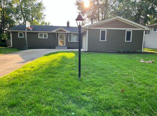 1713 Shagbark Ct, Naperville, IL 60565
