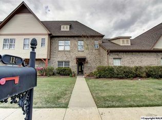 114 Windsor Hill Rd SW, Huntsville, AL 35824