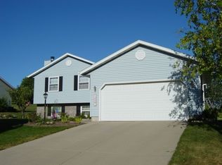 3009 Maple Grove Dr, Madison, WI 53719