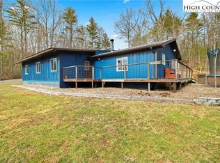 984 Prison Camp Rd, Newland, NC 28657