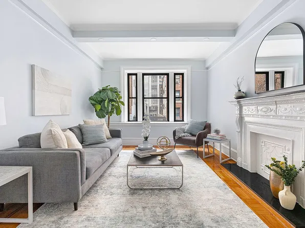 146 E 49th St APT 2B, New York, NY 10017