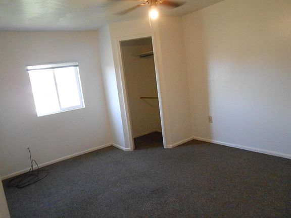 4th image of 180 S 500th St W