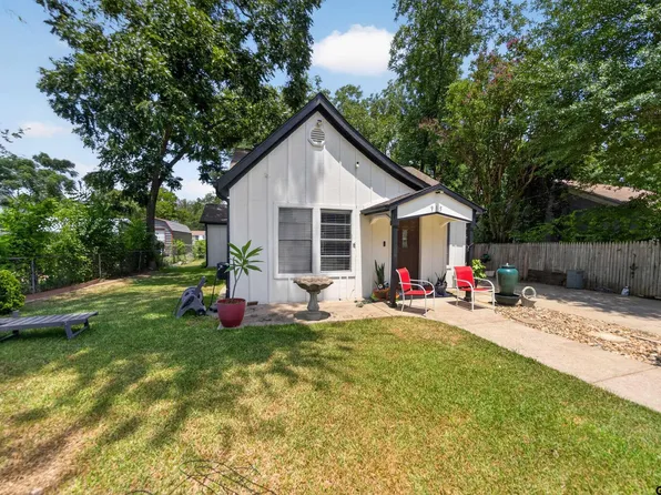 915 Lindsey Ln, Tyler, TX 75701