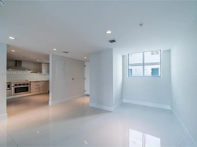 1133 102nd St #702 — Photo 11