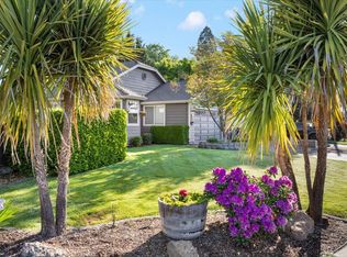 1020 Diamond St, Medford, OR 97501