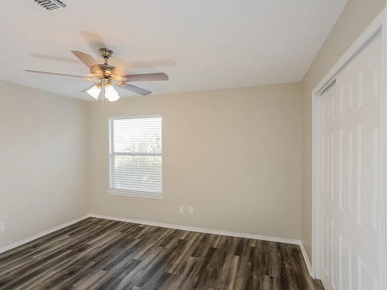 3329 Whisper Mnr — Photo 14