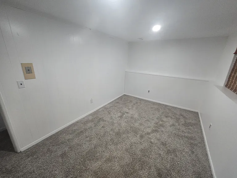 9187 N Sheldon Rd — Photo 23