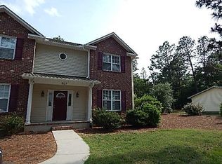 807 Magnolia Dr #B, Aberdeen, NC 28315