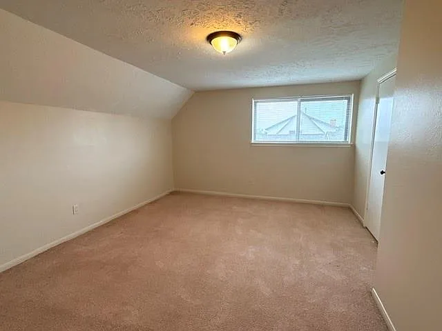 6627 Krause Dr — Photo 15
