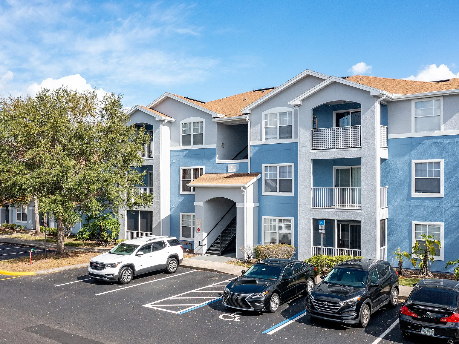 Villages at Lake Pointe — Photo 4