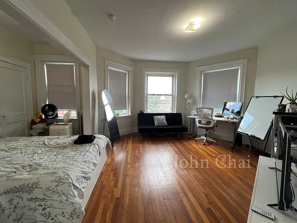 5 Walbridge St #24