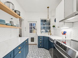 2121 Dartmouth Pl, Charlotte, NC 28207