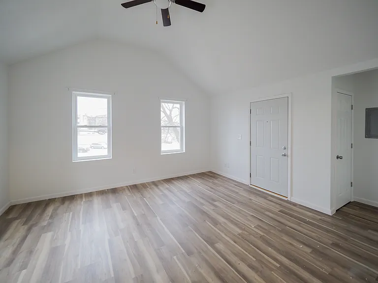 Living Area and Entry