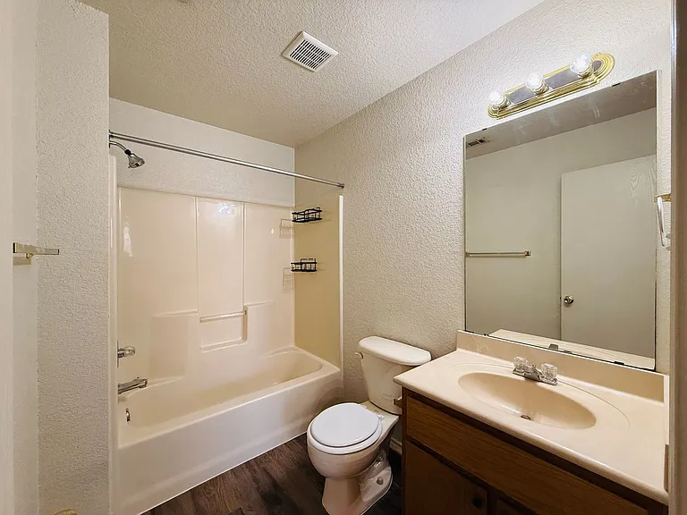 2801B Lucille Dr — Photo 12