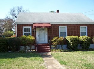 2404 Floraland Dr NW, Roanoke, VA 24012