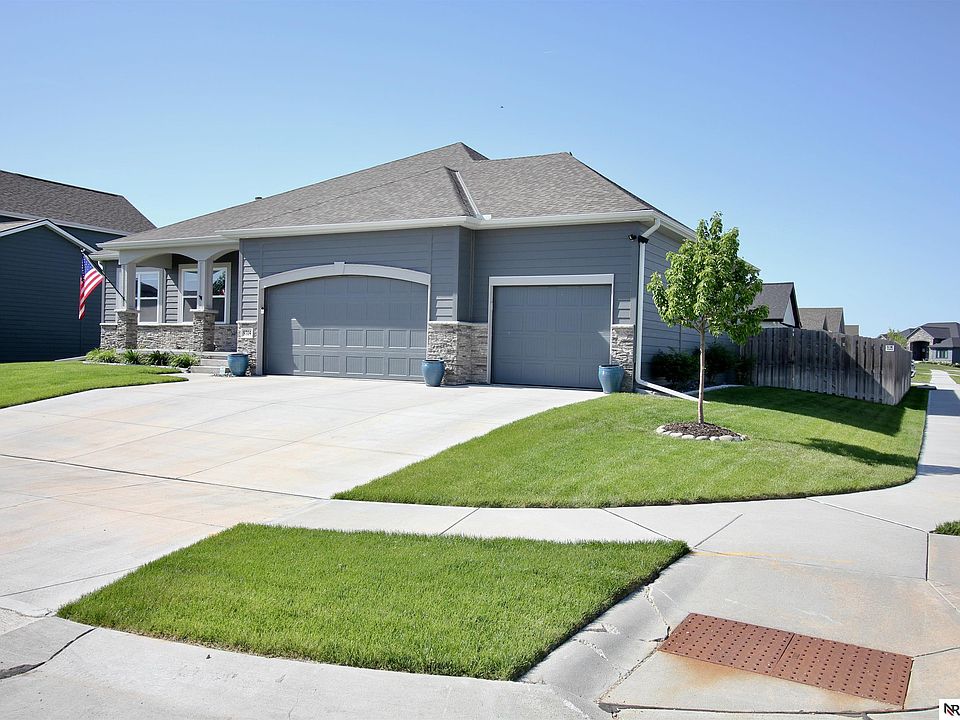 1st image of 9704 Pintail Dr